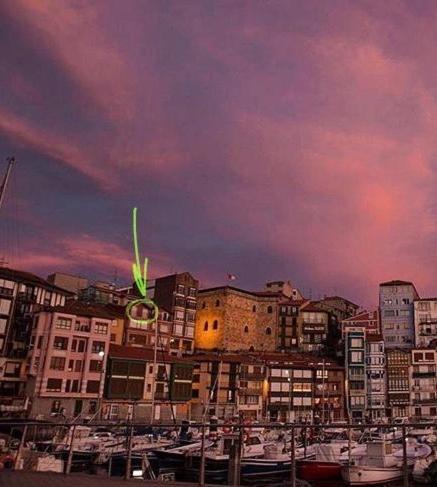 Torrontero Con Vistas Al Mar Bermeo Exterior foto