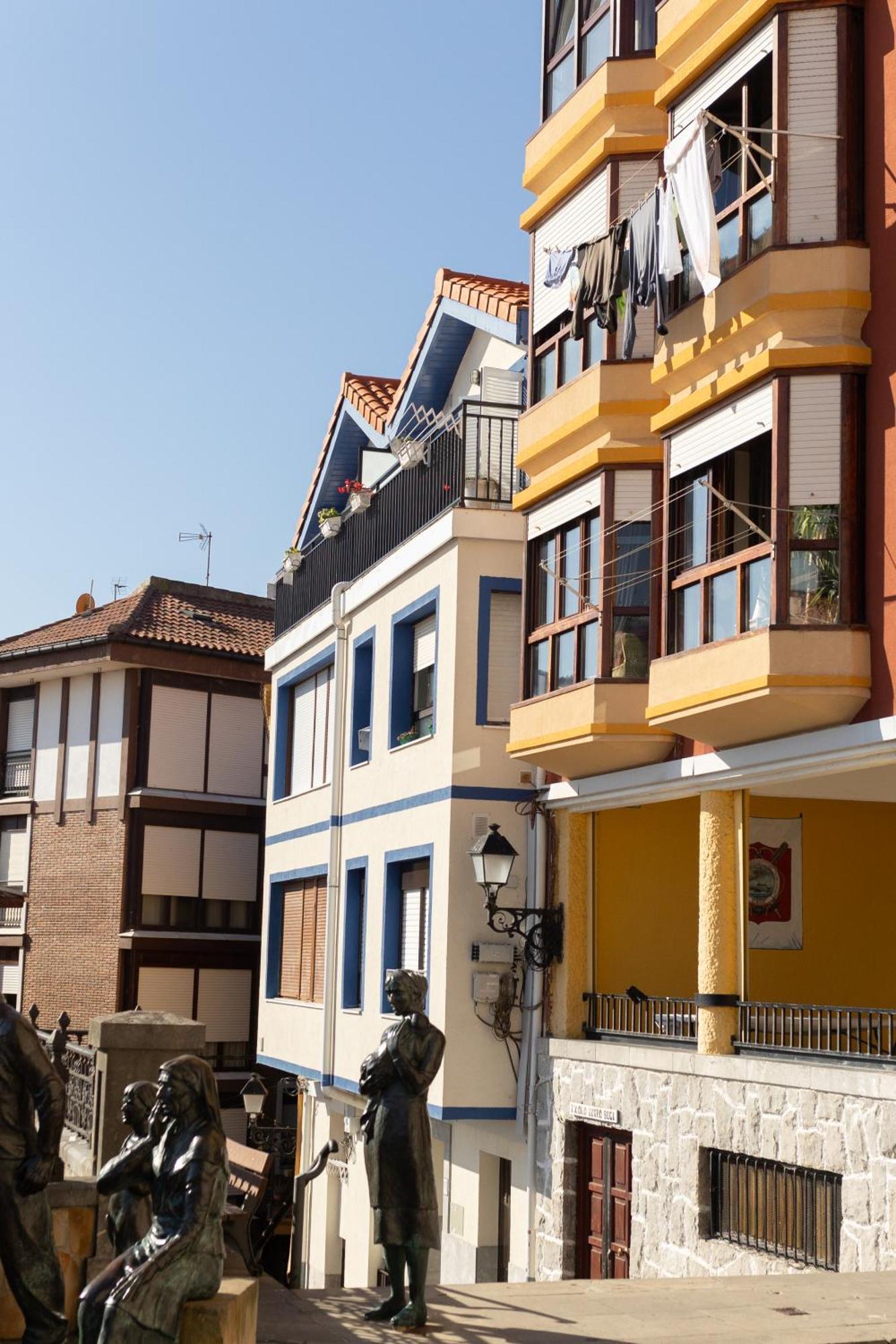 Torrontero Con Vistas Al Mar Bermeo Exterior foto